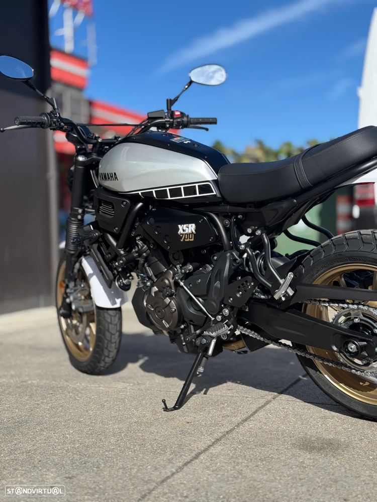Yamaha XSR 700 LEGACY - 5