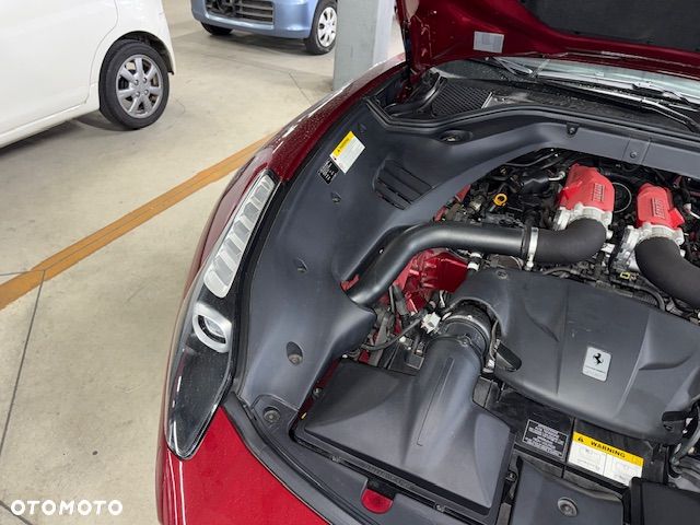 Ferrari California T - 38