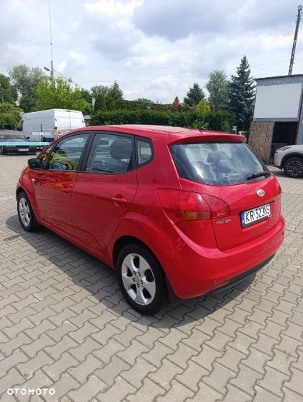 Kia Venga - 3