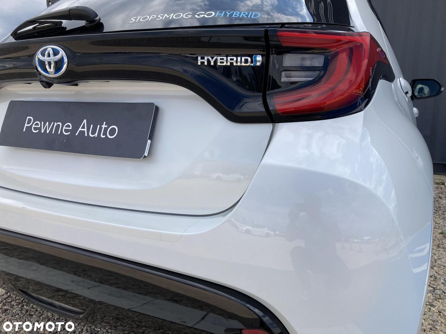 Toyota Yaris Hybrid 1.5 Selection Style - 24
