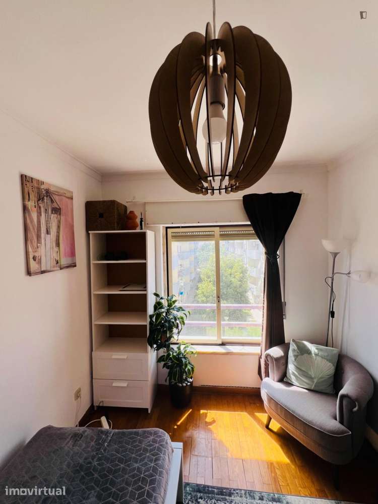 Quarto - localizado em Lisbon - Grande imagem: 3/13