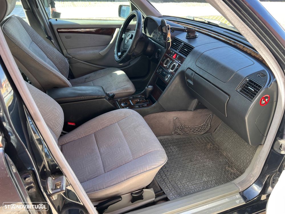 Mercedes-Benz C 220 - 8