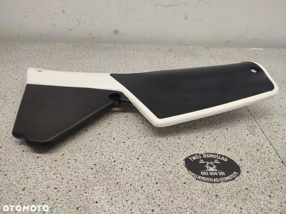 Owiewka, osłona, bok, boczek Yamaha DT 80 125 DT80 DT125 - 2
