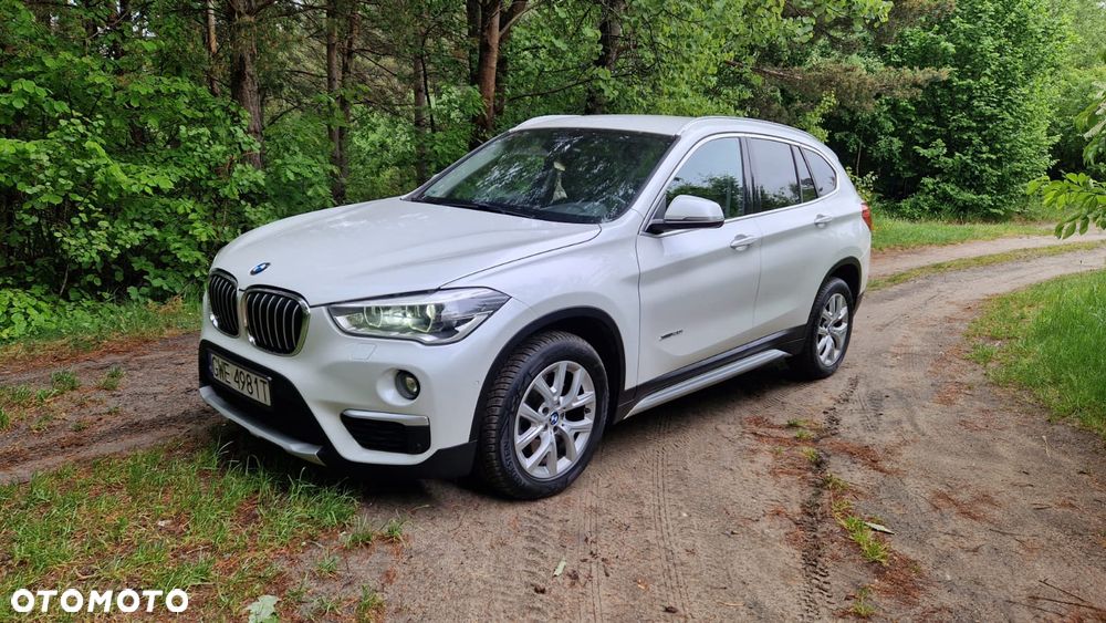BMW X1 xDrive20i - 1