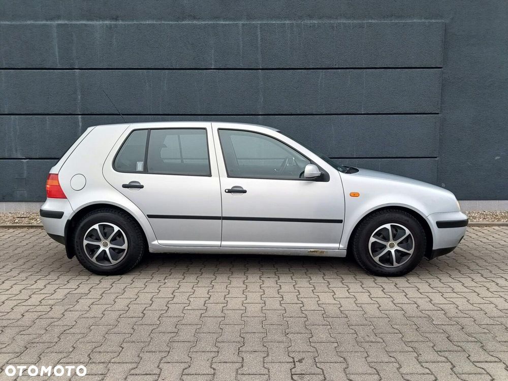 Volkswagen Golf 1.6 Basis - 7