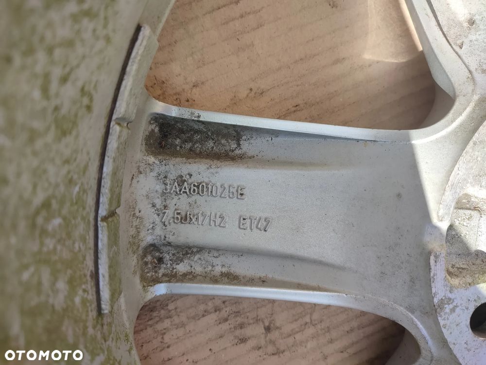 Felga aluminiowa VW Passat B7 17 cali 5x112 7.5Jx17 ET47 3AA601025E - 2