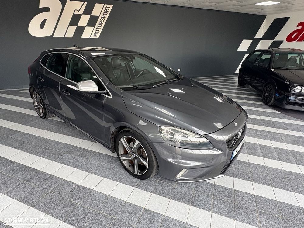 Volvo V40 1.6 D2 R-Design - 2