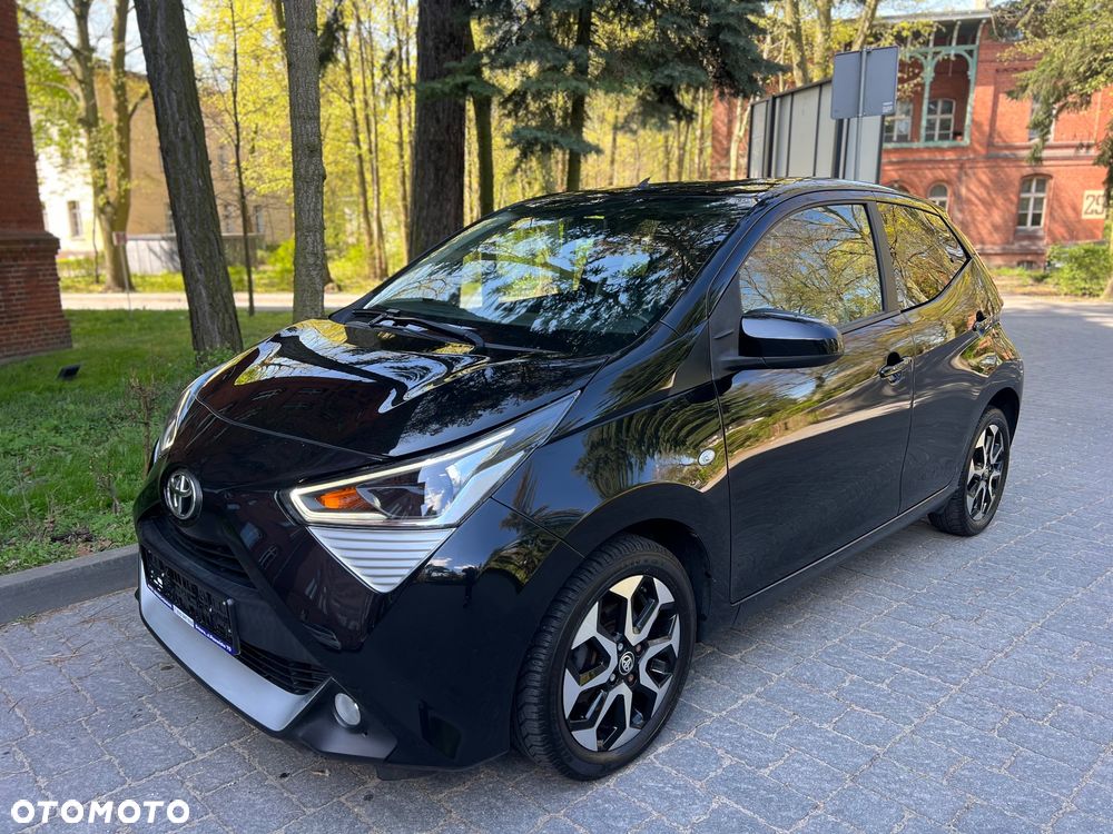 Toyota Aygo x-business - 4