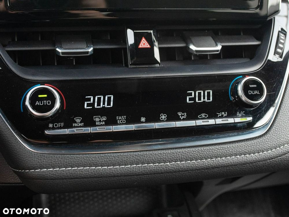 Toyota Corolla - 16