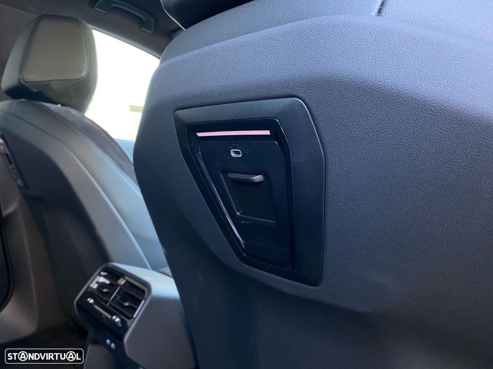 BMW 530 e Pack Desportivo M - 22