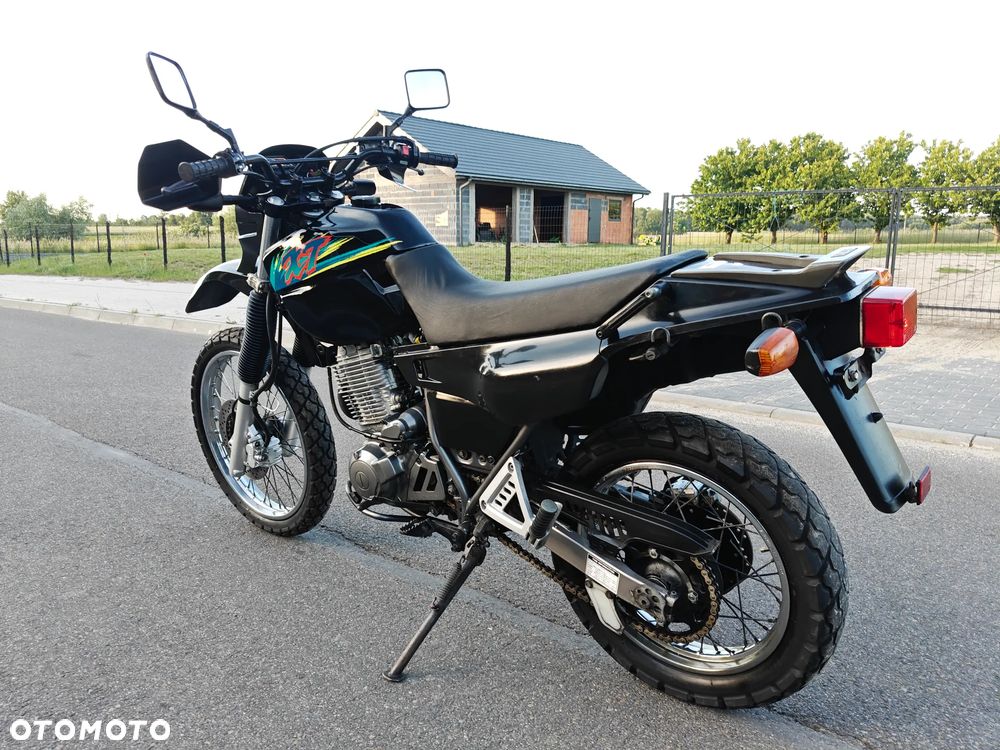 Yamaha XT - 7