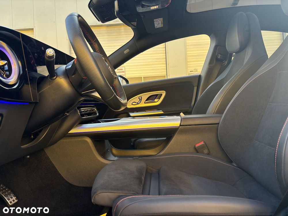 Mercedes-Benz CLA 200 mHEV 8G-DCT - 19