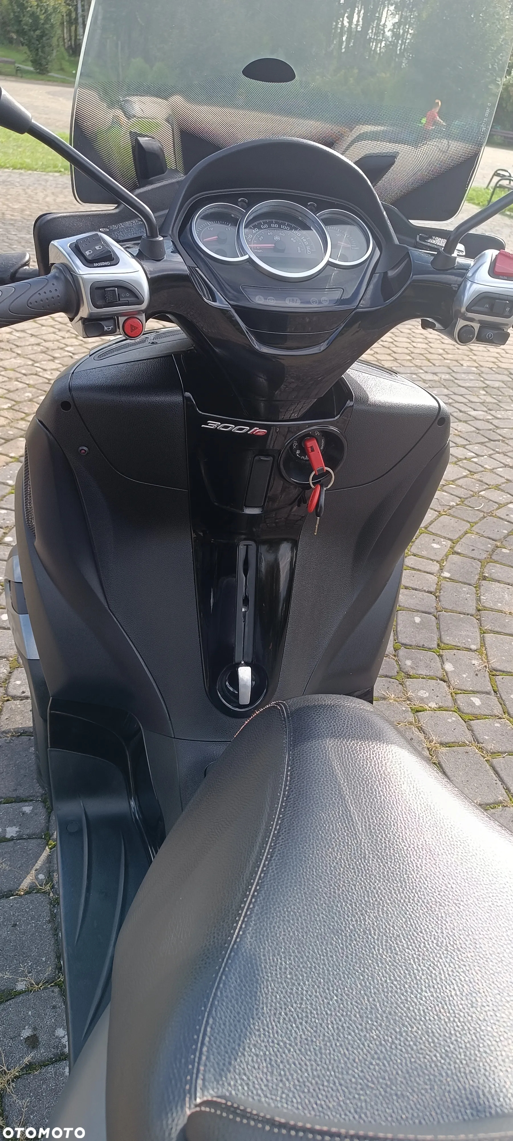 Piaggio MP-3 - 17