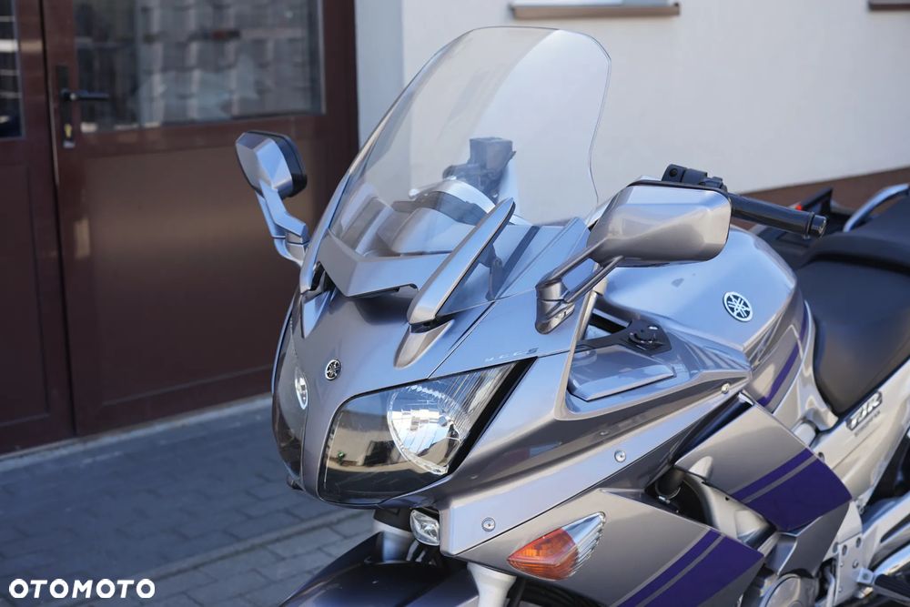 Yamaha FJR - 33