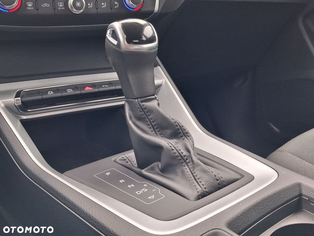Audi Q3 35 TFSI mHEV Advanced S tronic - 22