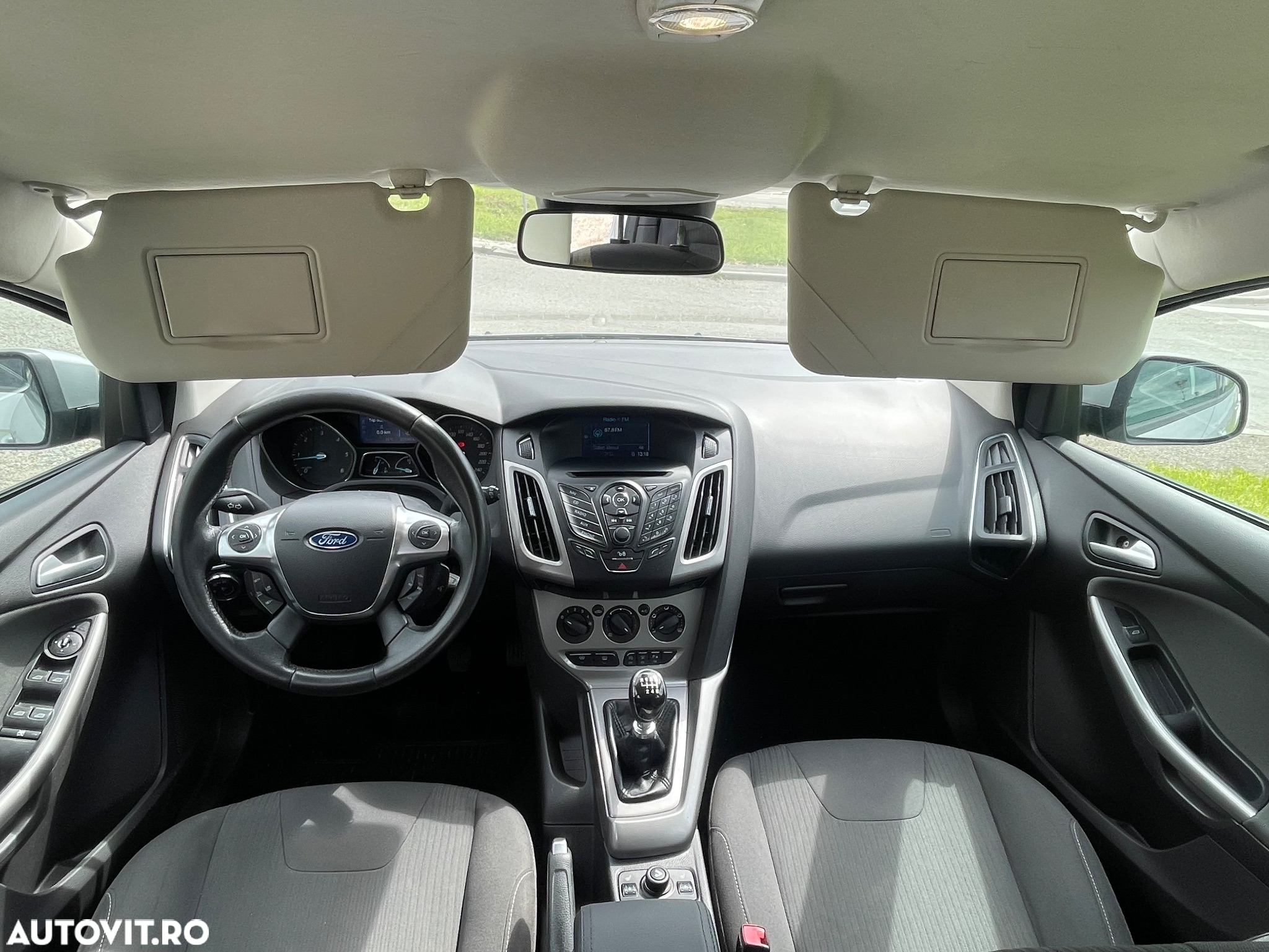 Ford Focus 1.6 TDCi DPF Start-Stopp-System Champions Edition - 10