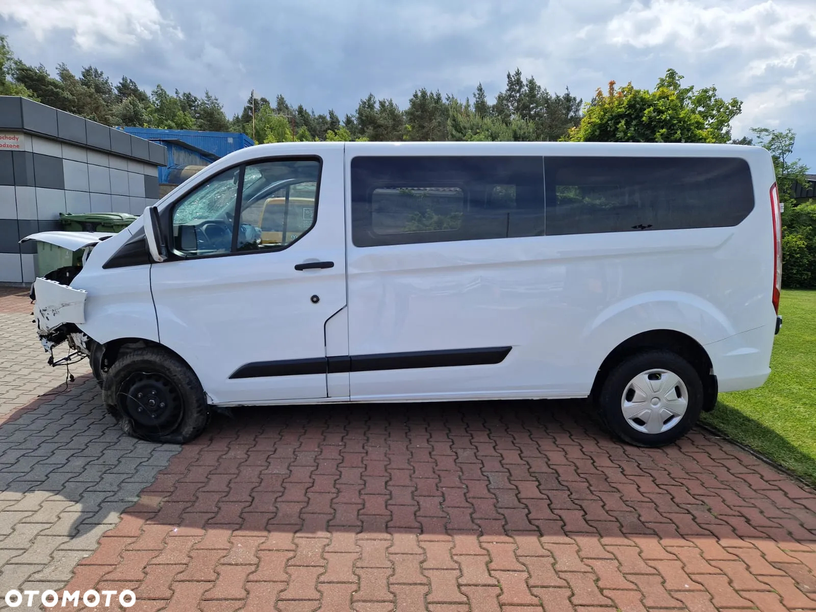Ford Transit Custom Kombi 320 L2H1 Trend - 2