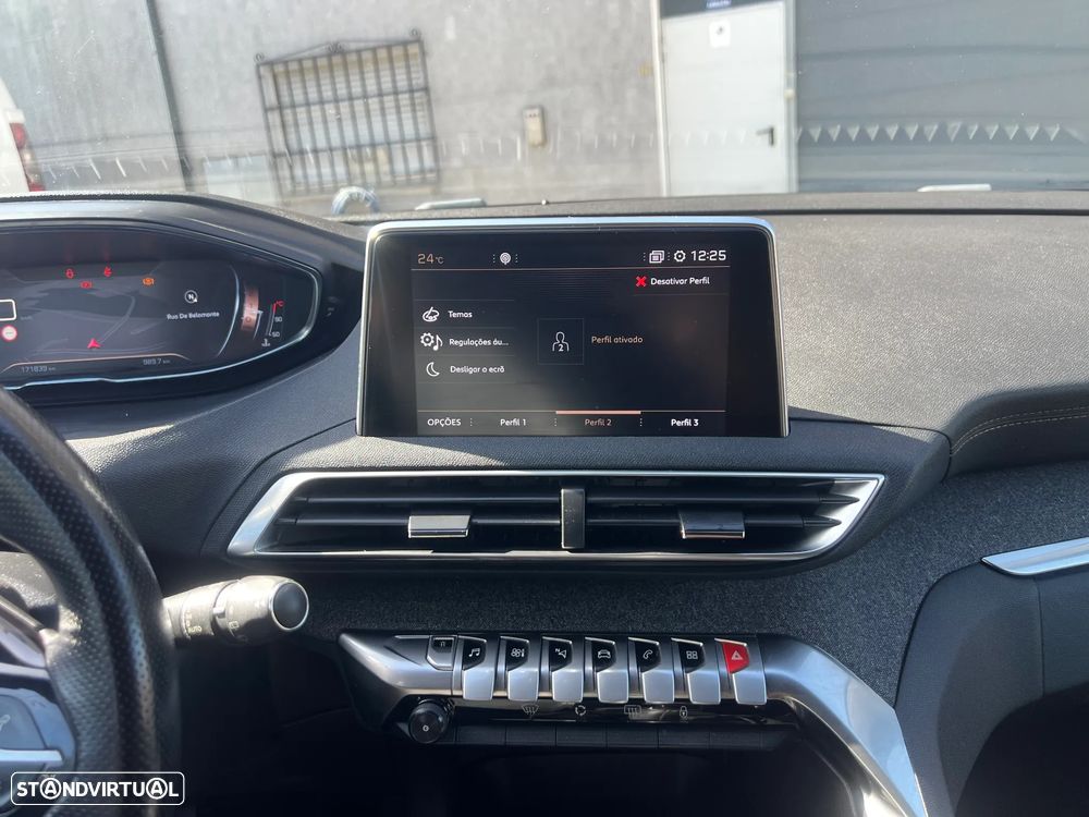 Peugeot 3008 - 12