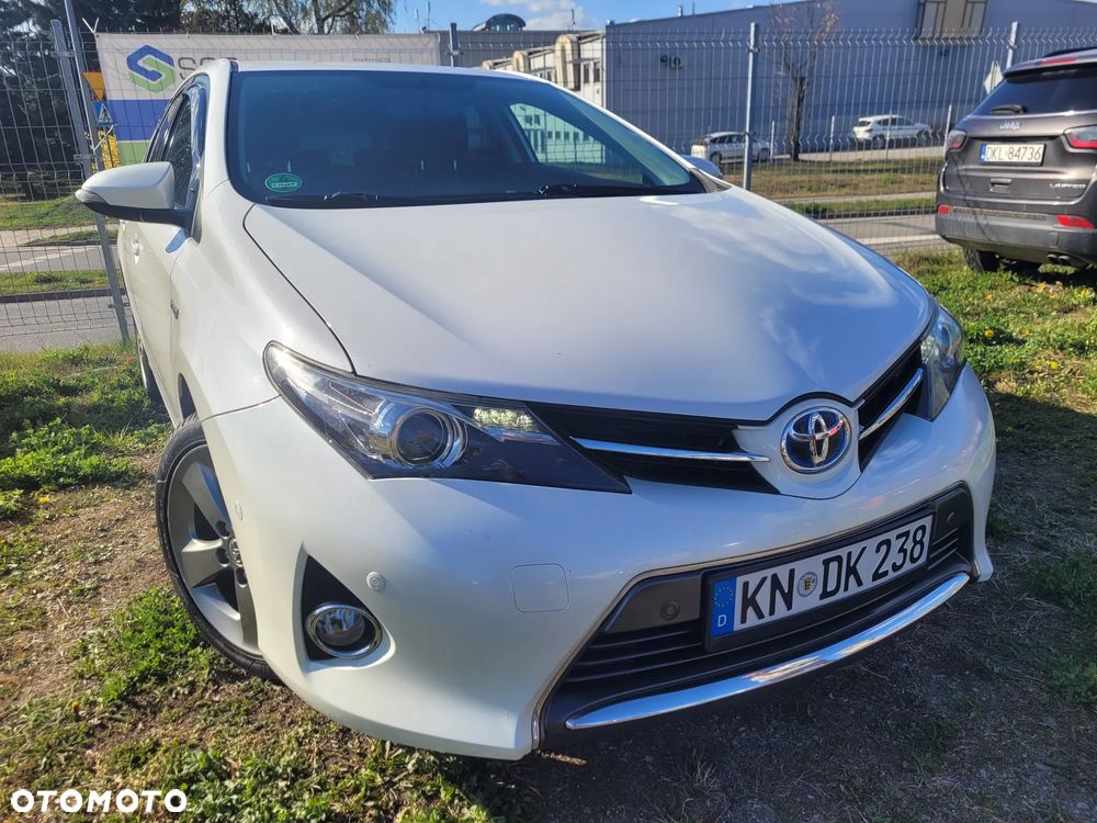 Toyota Auris 1.8 HSD Luna - 5