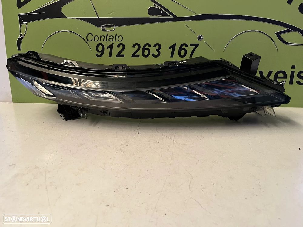 Mitsubishi Outlander - FAROL LED DIREITO - FF838 - 2