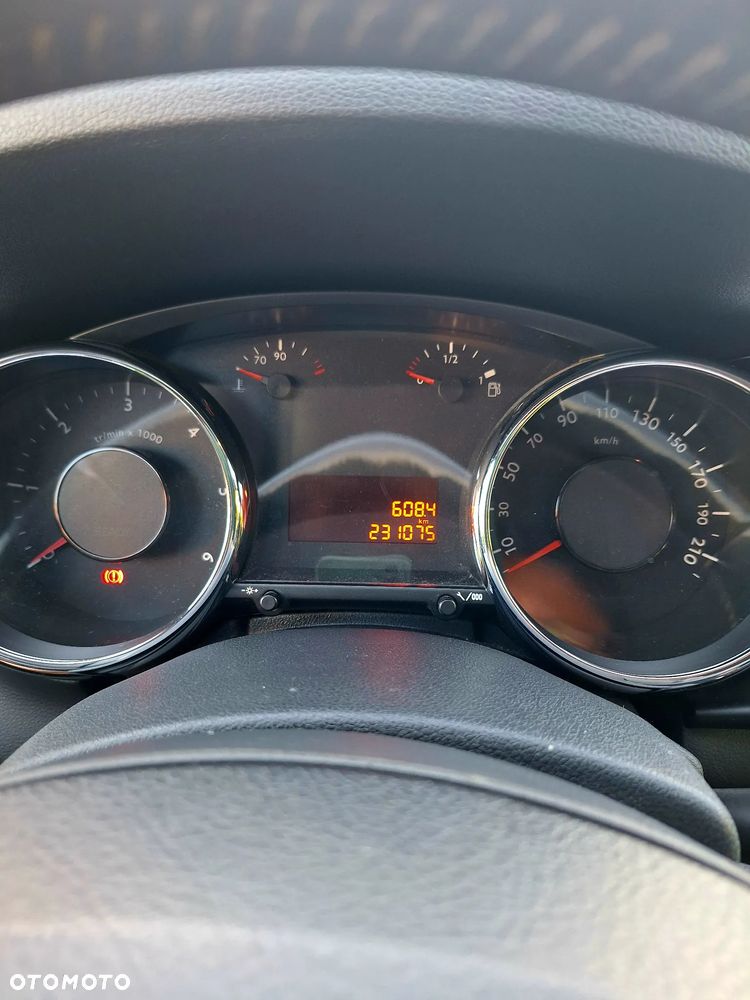 Peugeot 3008 2.0 HDi Allure - 27