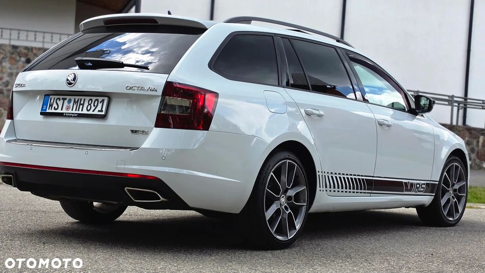 Skoda Octavia 2.0 TDI (Green tec) DSG RS - 14