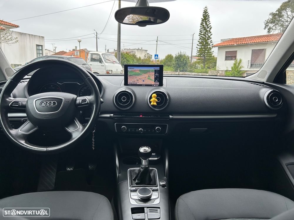 Audi A3 Sportback 1.6 TDI Attraction Ultra - 15