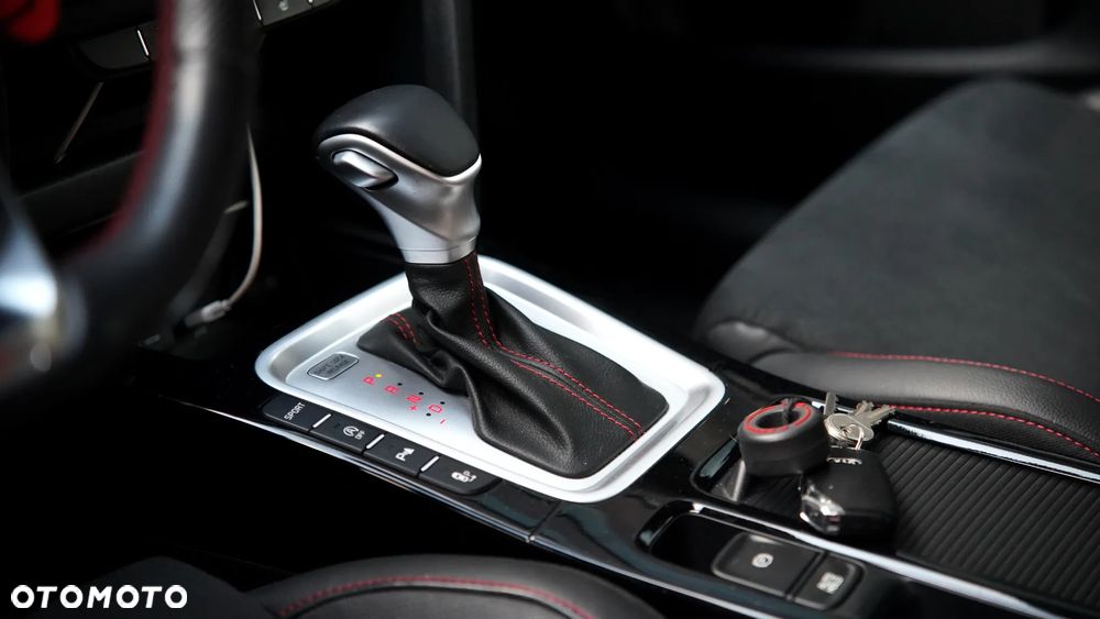Kia ProCeed - 16