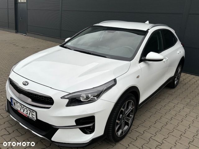 Kia XCeed 1.5 T-GDI M DCT - 2