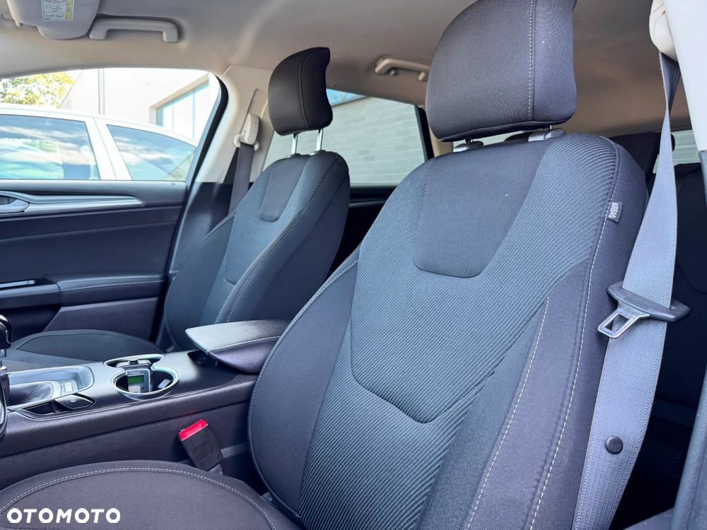 Ford Mondeo 2.0 TDCi Titanium - 27