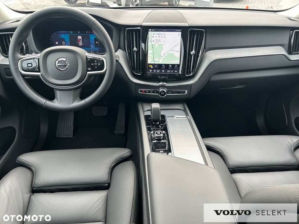 Volvo XC 60 T6 Plug-In Hybrid AWD Plus Dark - 10