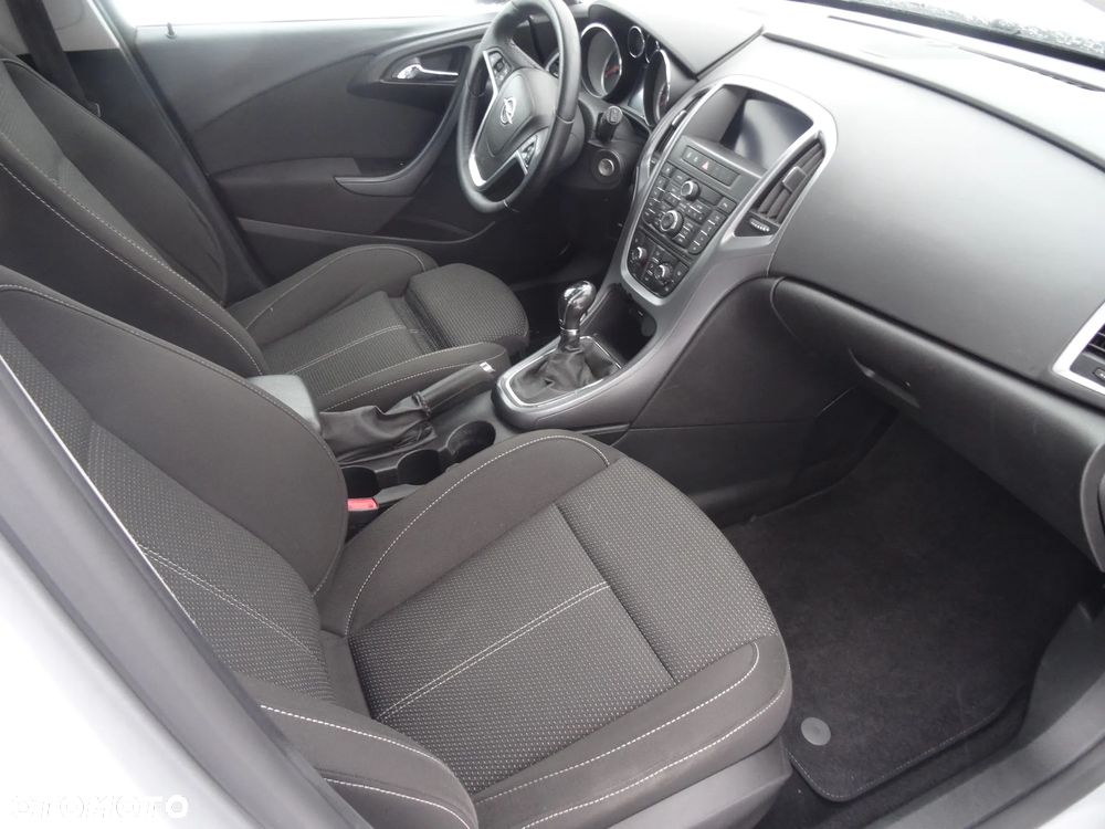 Opel Astra 1.6 CDTI Active - 12