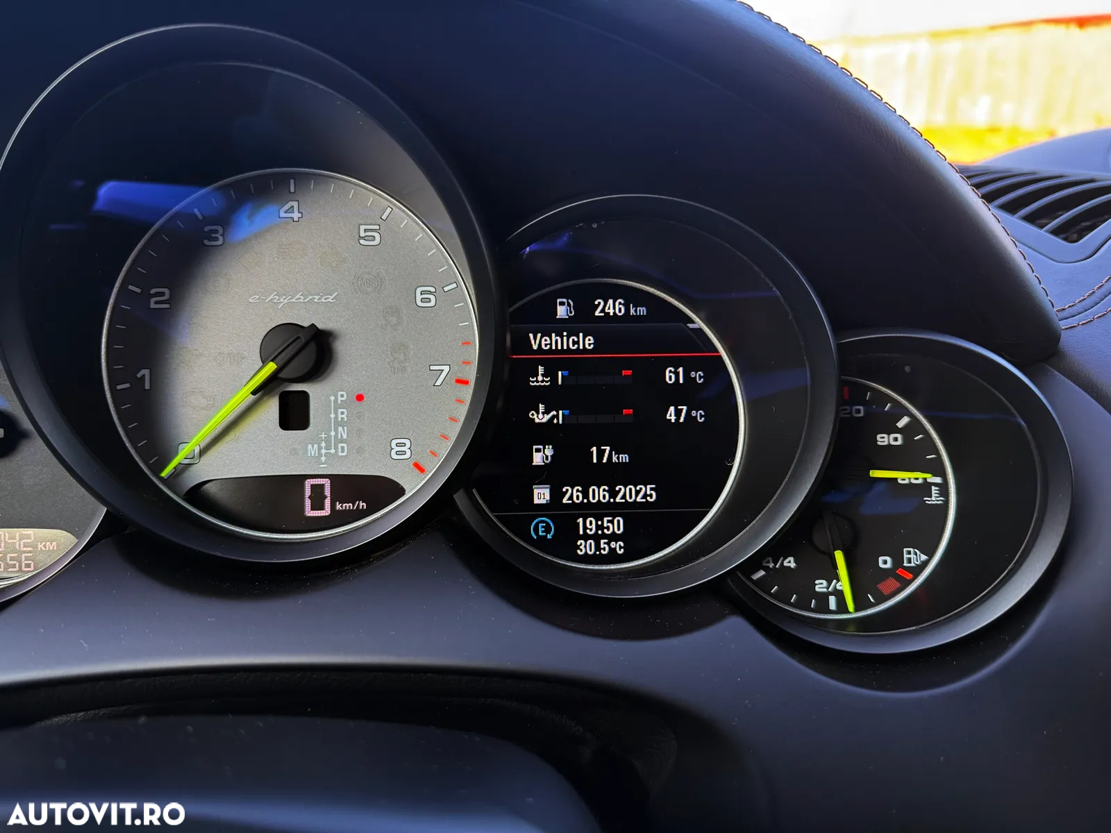Porsche Cayenne S E-Hybrid Platinum Edition - 27