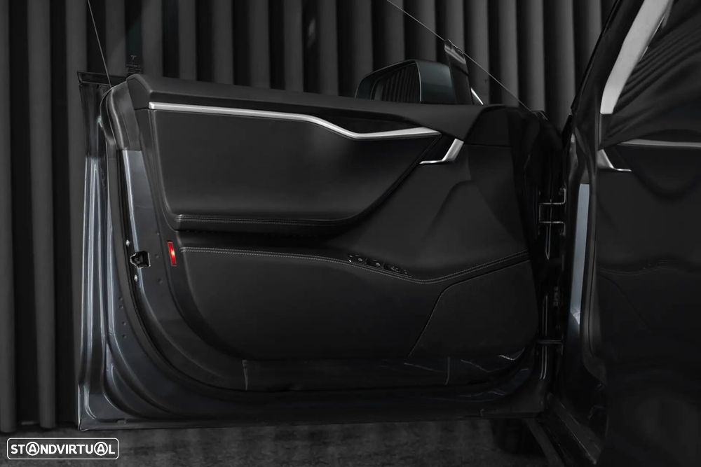 Tesla Model S 100D - 35