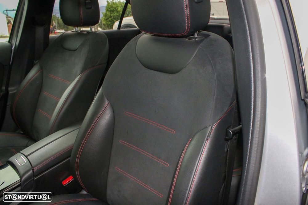 Mercedes-Benz A 180 d AMG Line Aut. - 30