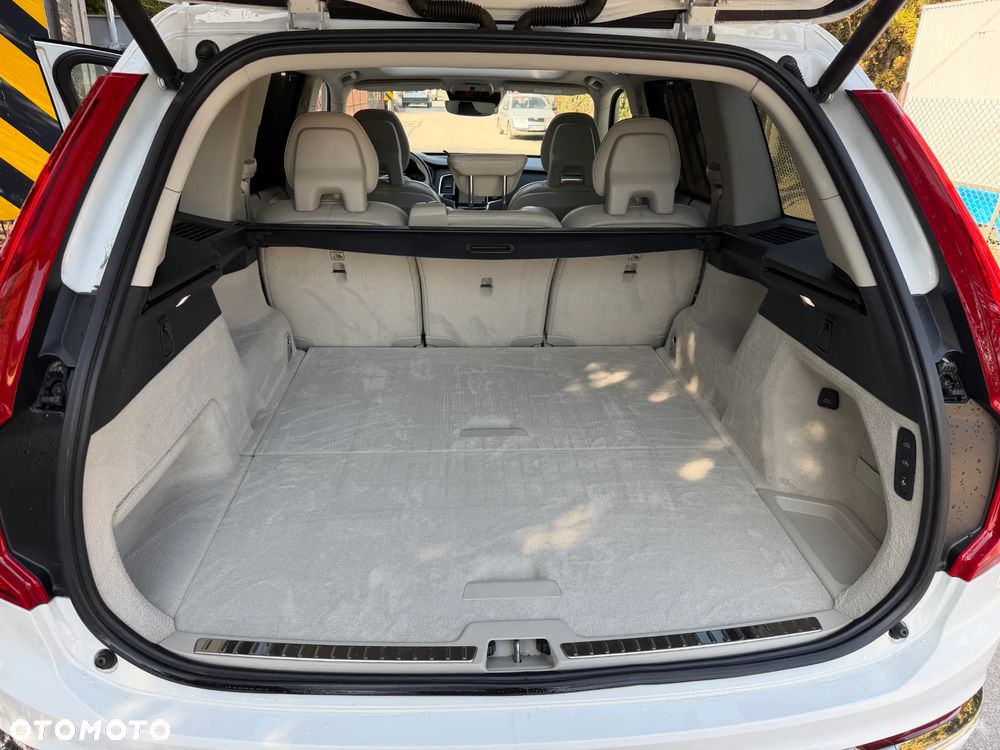 Volvo XC 90 D5 AWD Inscription - 35