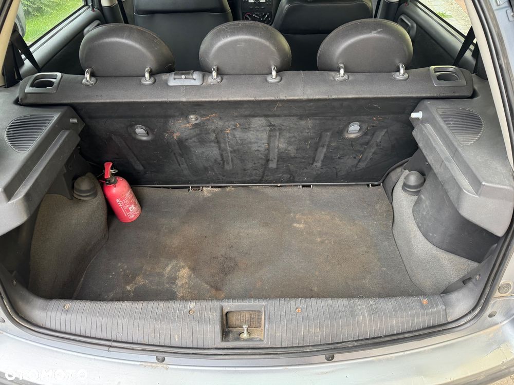 Opel Corsa - 8