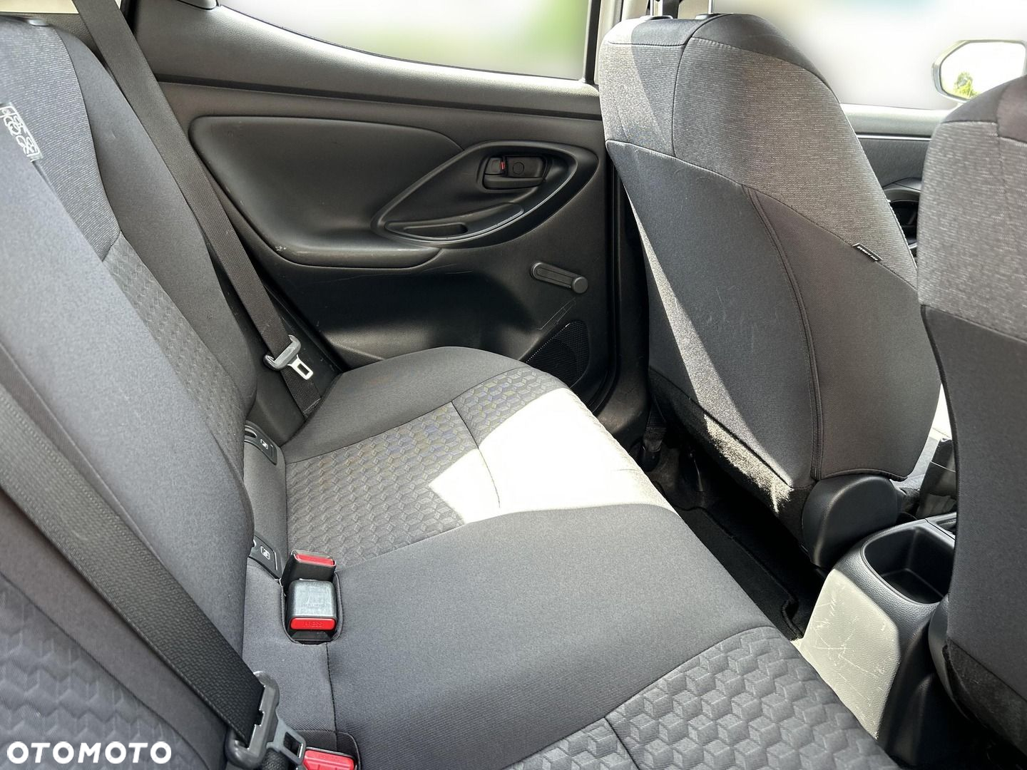 Toyota Yaris - 11