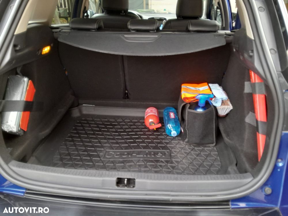 Renault Clio - 7
