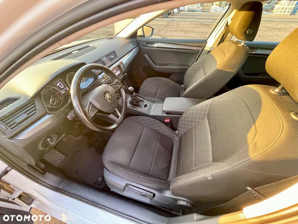 Skoda Superb 1.6 TDI Active - 9