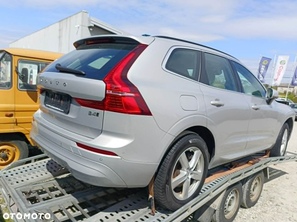 Volvo XC 60 B4 D Geartronic Momentum - 4