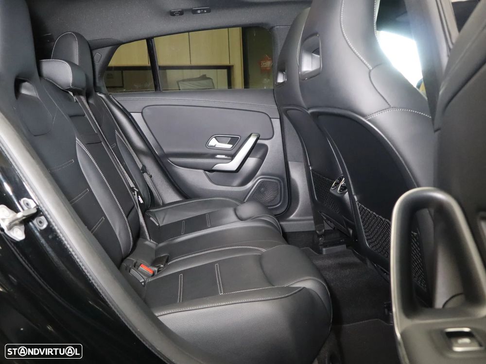 Mercedes-Benz CLA 250 e Shooting Brake AMG Line - 12