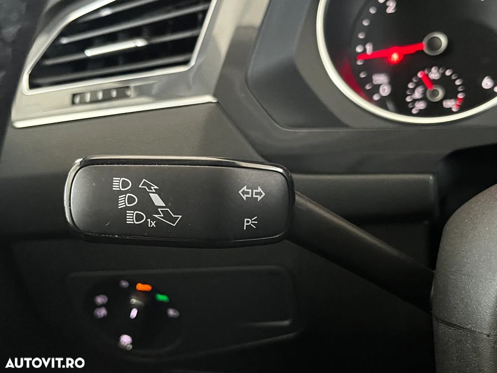Volkswagen Tiguan - 19