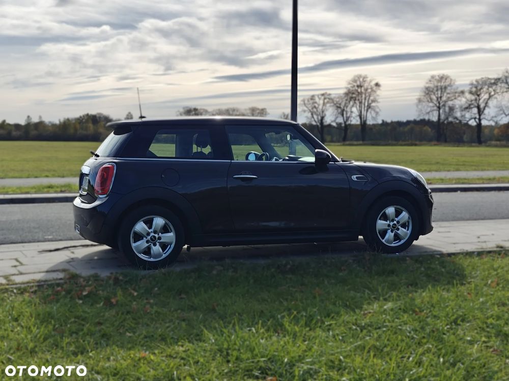 MINI ONE Blackyard - 16