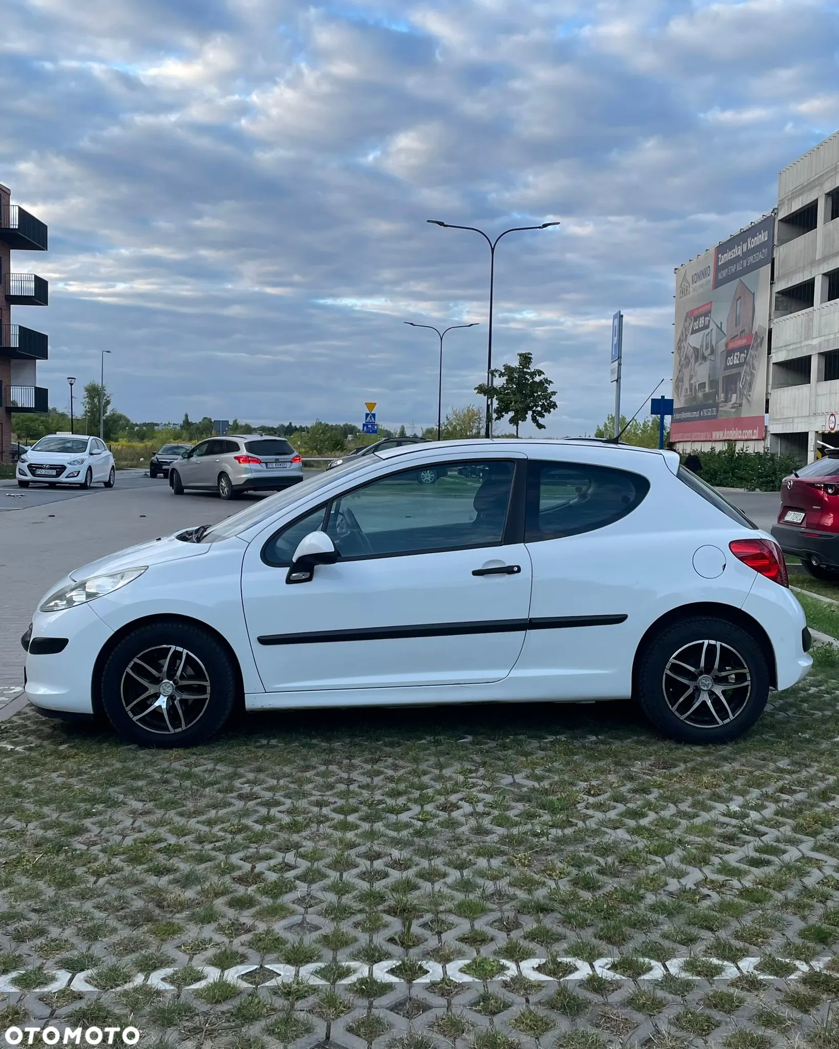 Peugeot 207 1.4 HDi Presence - 2