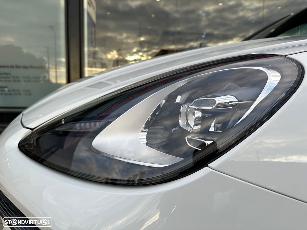 Porsche Cayenne - 15