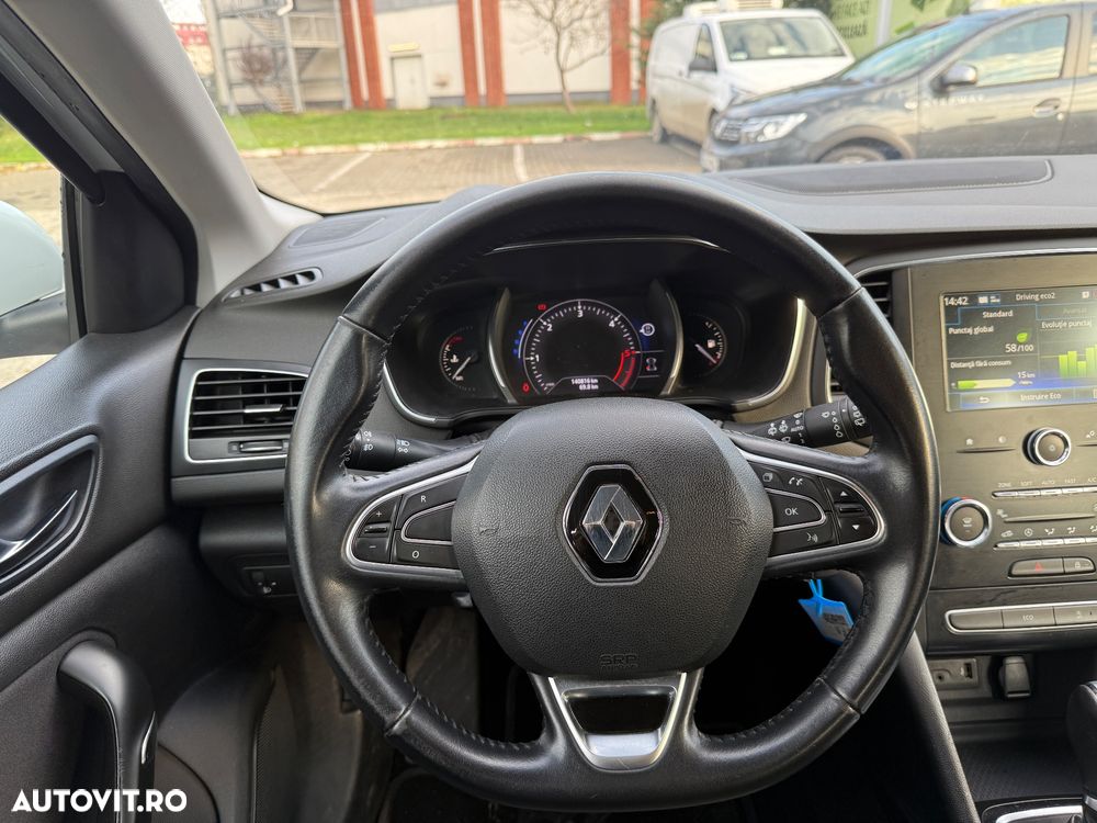 Renault Megane BLUE dCi 115 EDC EQUILIBRE - 17
