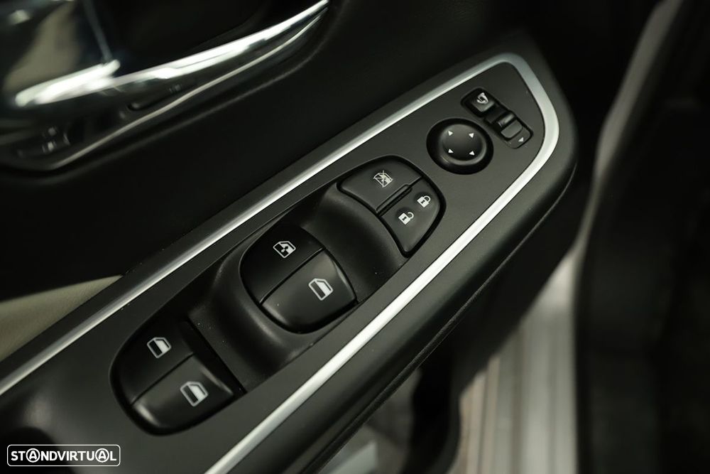 Nissan Micra 1.0 IG-T N-Design Black - 16