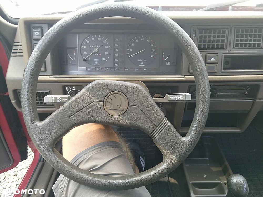 Skoda Favorit 135 L - 17