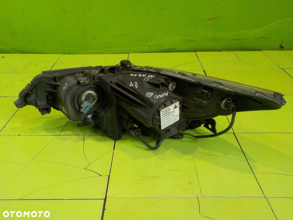 HONDA ACCORD VIII 08r XENON lampa prawa przod - 7